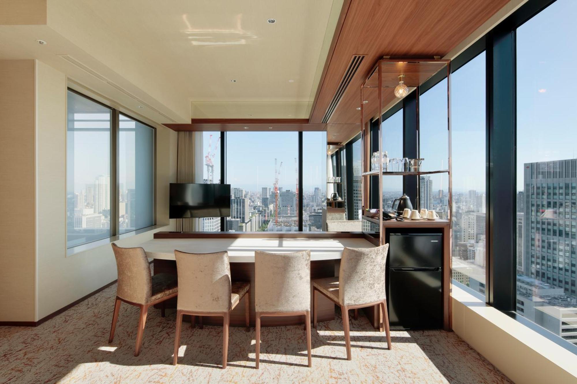 Candeo Hotels Osaka The Tower Εξωτερικό φωτογραφία A typical suite at the hotel