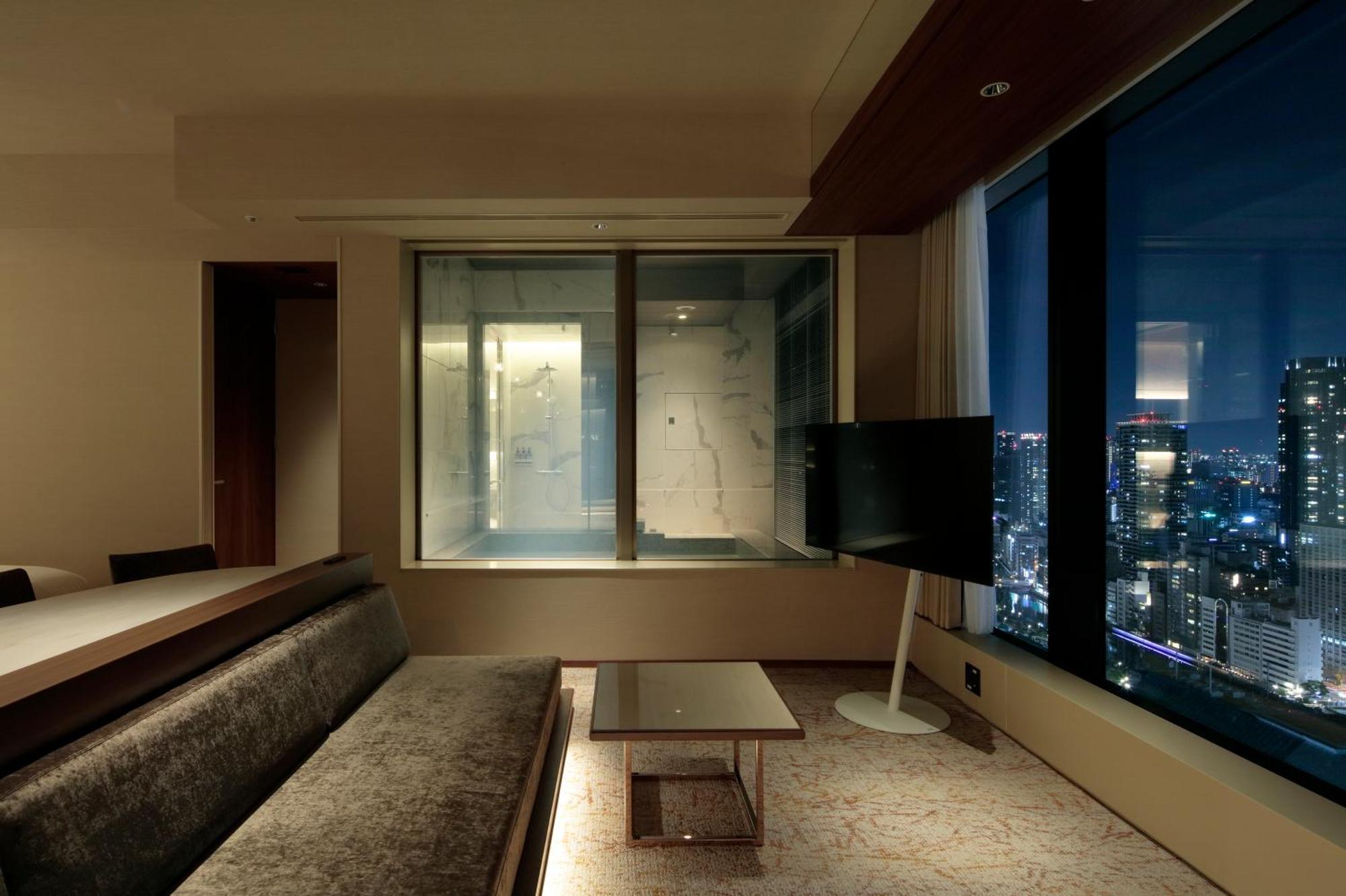 Candeo Hotels Osaka The Tower Εξωτερικό φωτογραφία A room at the hotel