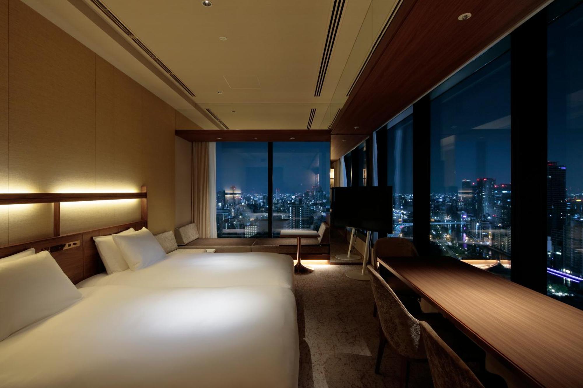 Candeo Hotels Osaka The Tower Δωμάτιο φωτογραφία A room at the hotel